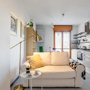 Cozy Near The Hospital With 2 Balconies! Pisa