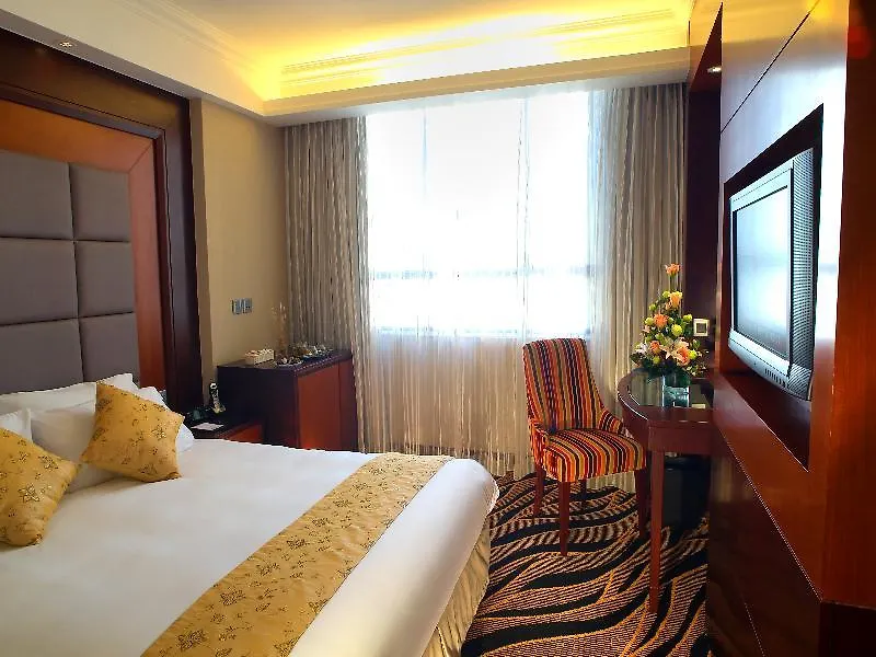 Metropark Hotel Kowloon Hong Kong 4*,  China